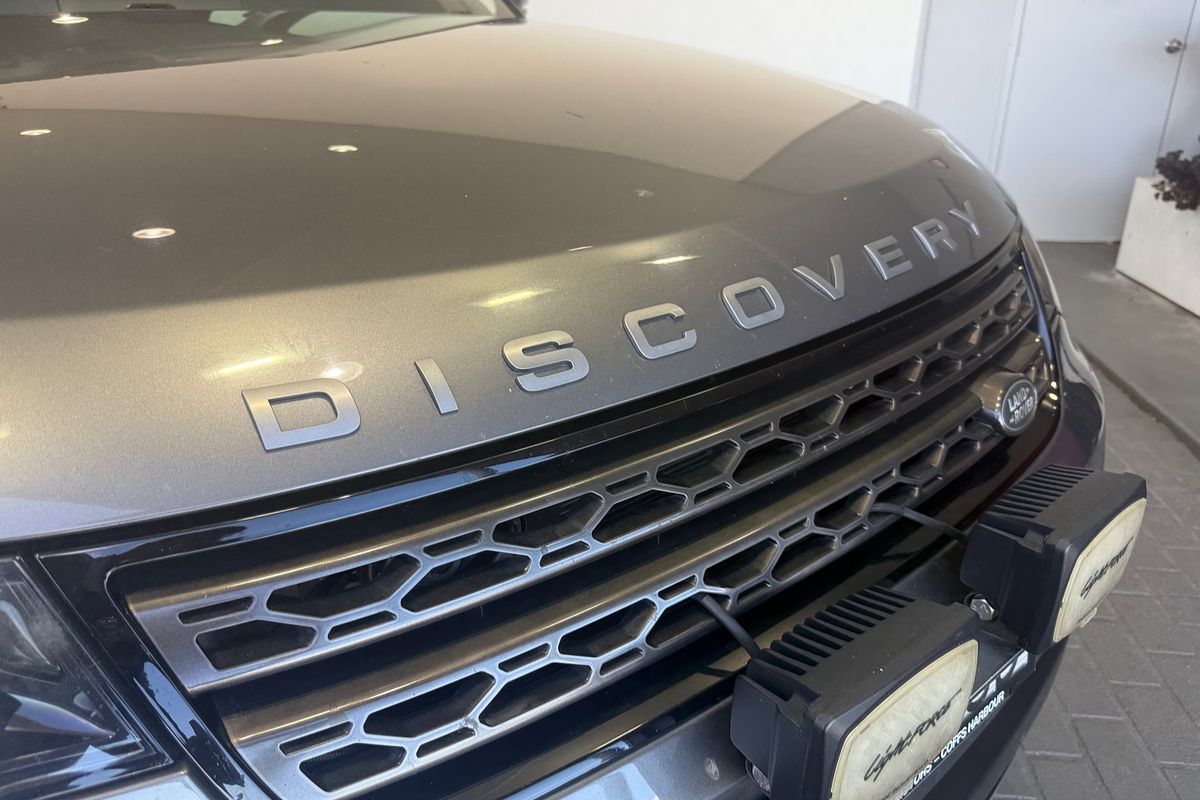 2016 Land Rover Discovery TD6 SE Series 5