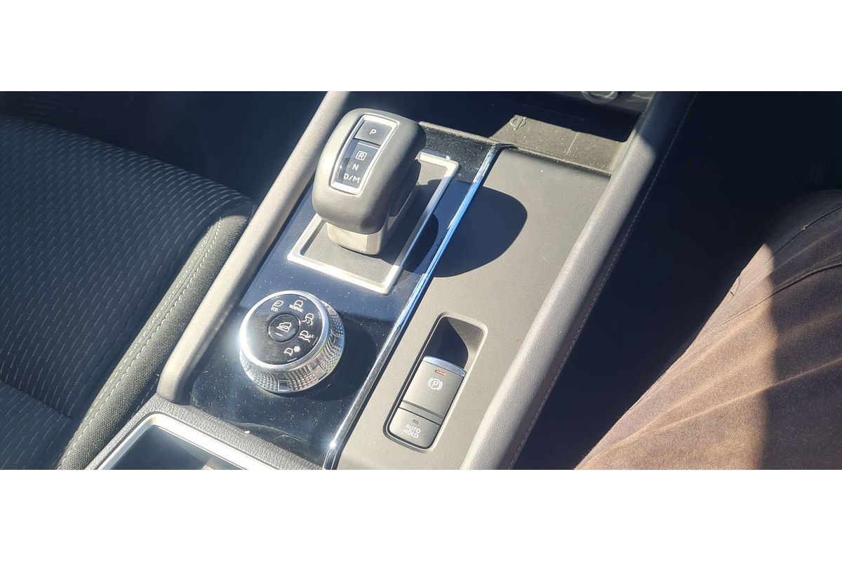 2023 Mitsubishi Outlander LS ZM