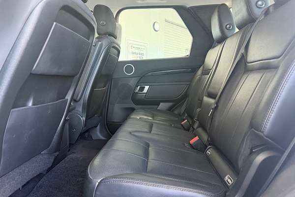 2016 Land Rover Discovery TD6 SE Series 5