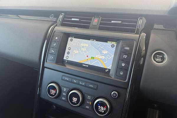 2016 Land Rover Discovery TD6 SE Series 5