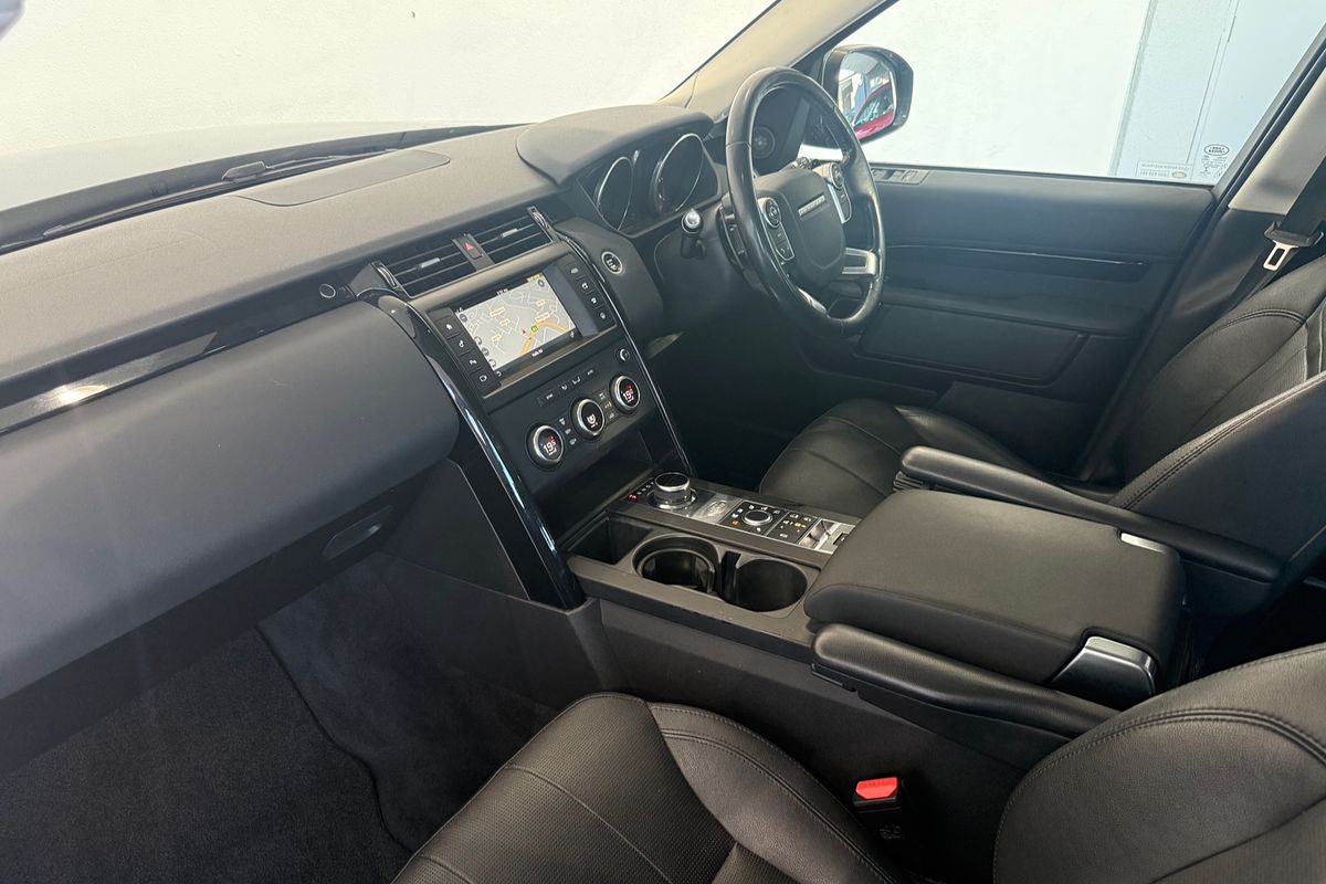 2016 Land Rover Discovery TD6 SE Series 5