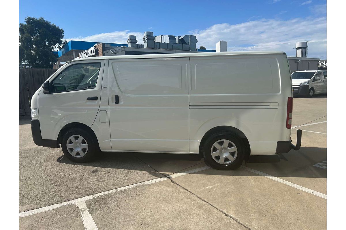 2006 Toyota Hiace  TRH201R LWB
