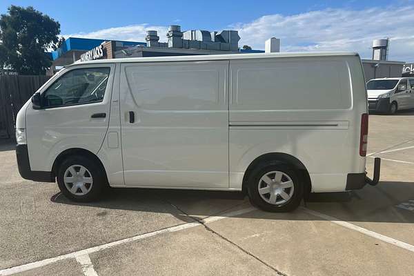 2006 Toyota Hiace  TRH201R LWB