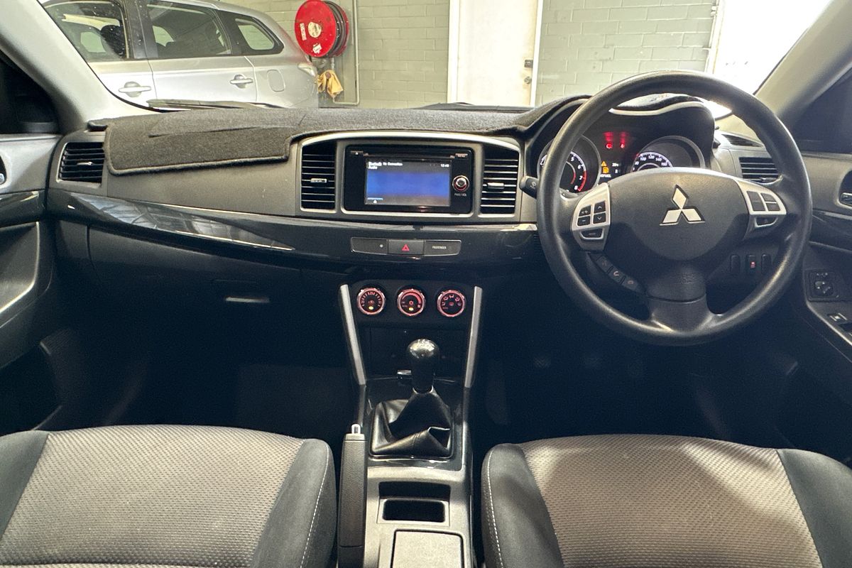2017 Mitsubishi Lancer ES Sport CF