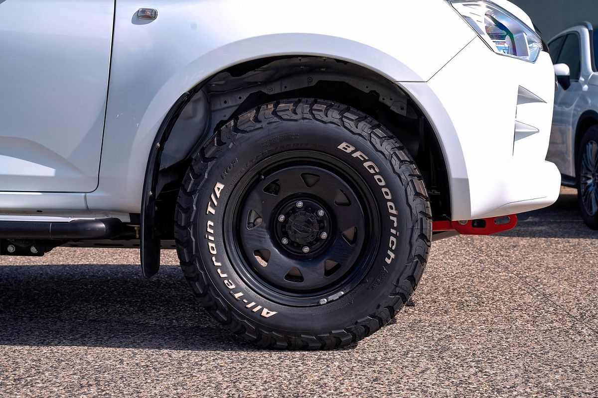 2023 Isuzu D-MAX SX 4X4