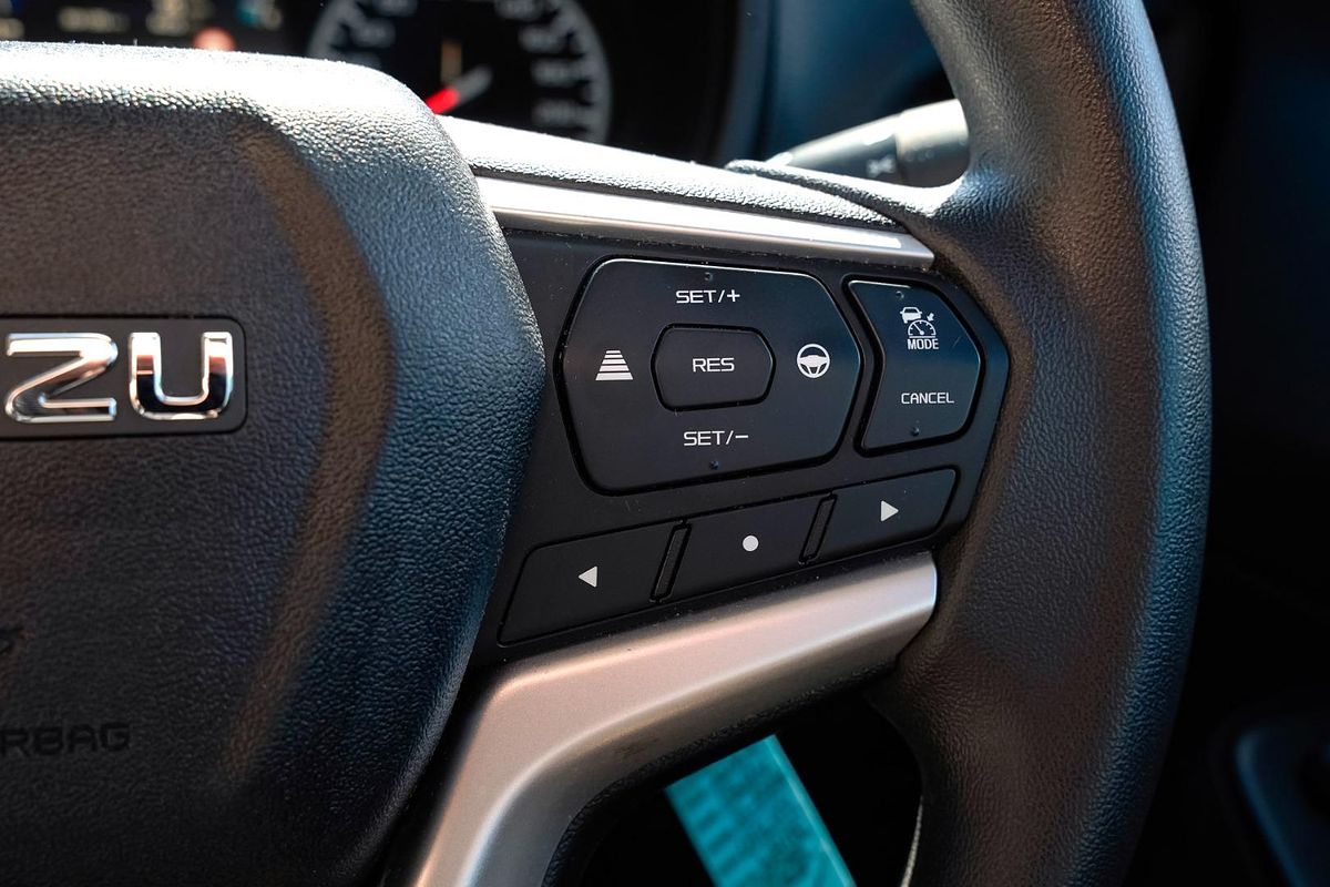 2023 Isuzu D-MAX SX 4X4