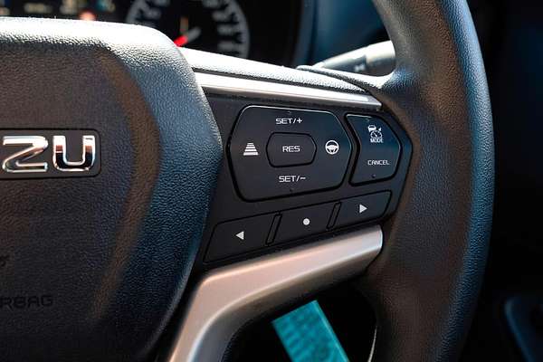 2023 Isuzu D-MAX SX 4X4