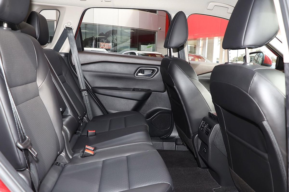 2024 Nissan X-TRAIL ST-L e-POWER T33