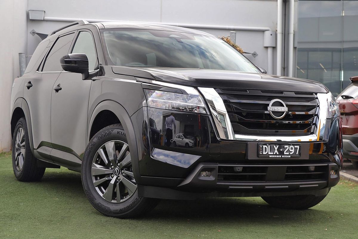 2025 Nissan Pathfinder ST-L R53