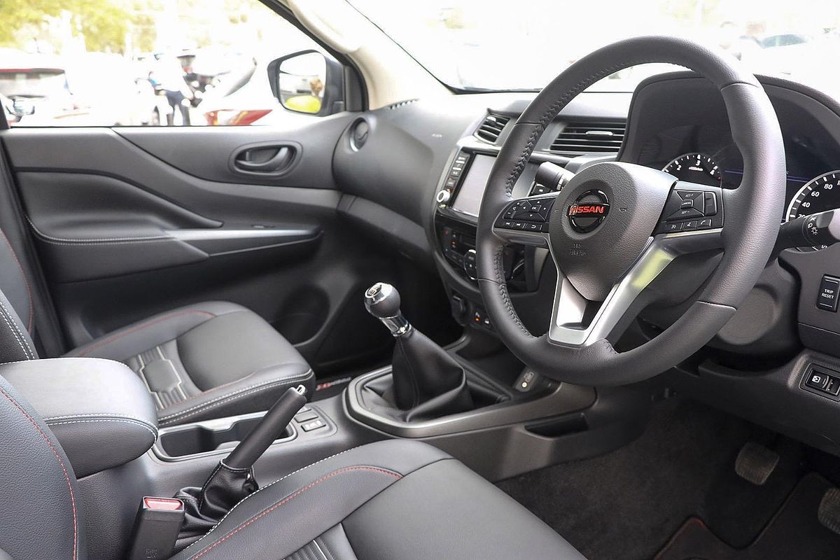 2024 Nissan Navara PRO-4X Warrior D23 4X4