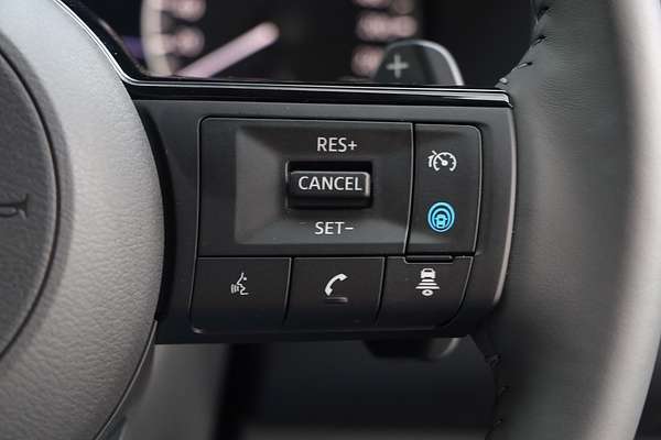 2025 Nissan Pathfinder ST-L R53
