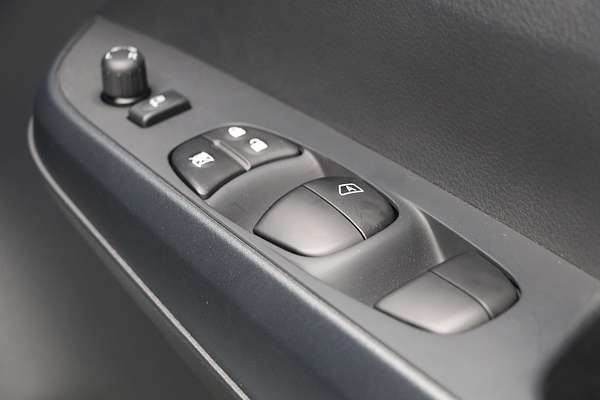 2024 Nissan Navara PRO-4X Warrior D23 4X4