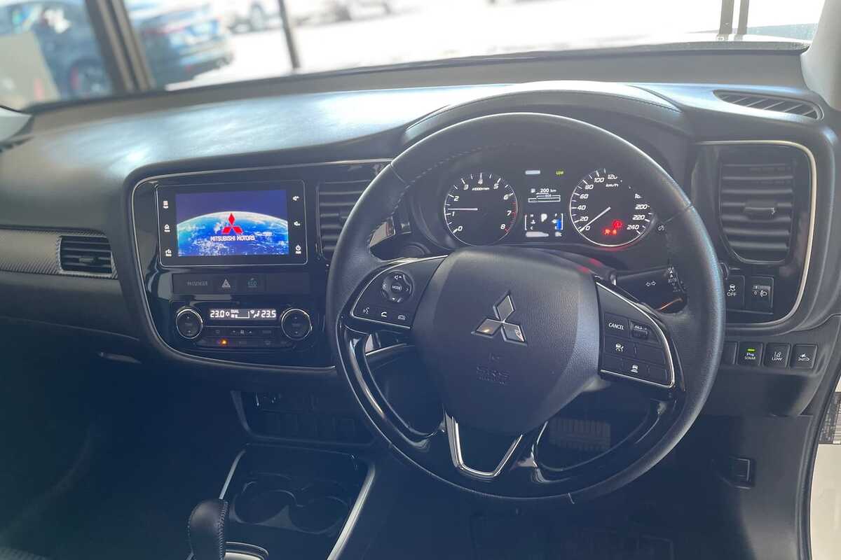 2018 Mitsubishi Outlander ES ADAS ZL