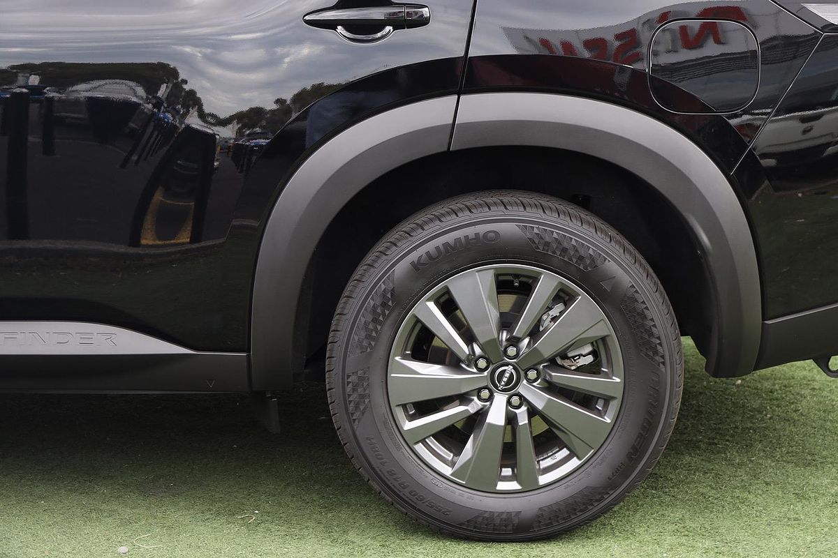 2025 Nissan Pathfinder ST-L R53