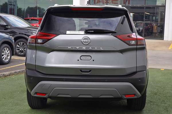 2024 Nissan X-TRAIL ST-L T33