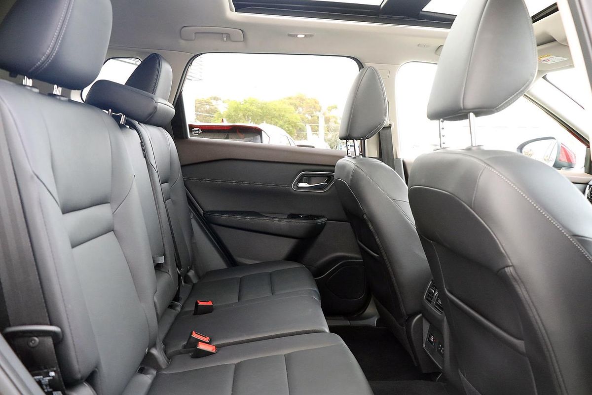 2024 Nissan X-TRAIL Ti e-POWER T33