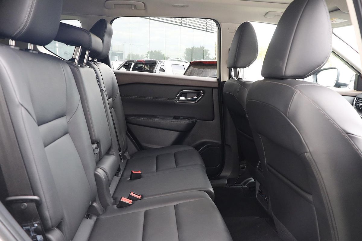 2024 Nissan X-TRAIL Ti T33
