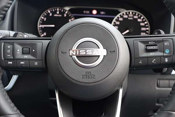 2024 Nissan X-TRAIL ST-L T33