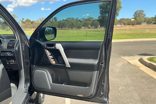 2012 Toyota Landcruiser Prado Kakadu KDJ150R