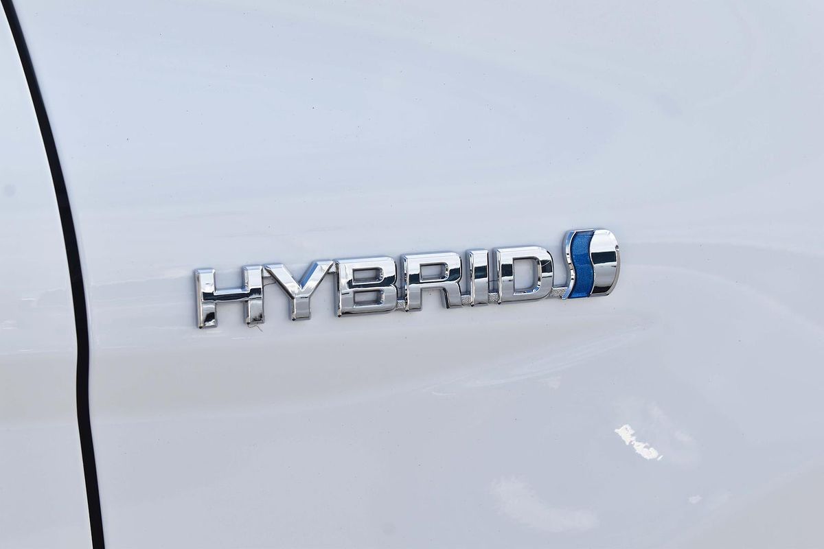 2024 Toyota Camry Ascent AXVH70R