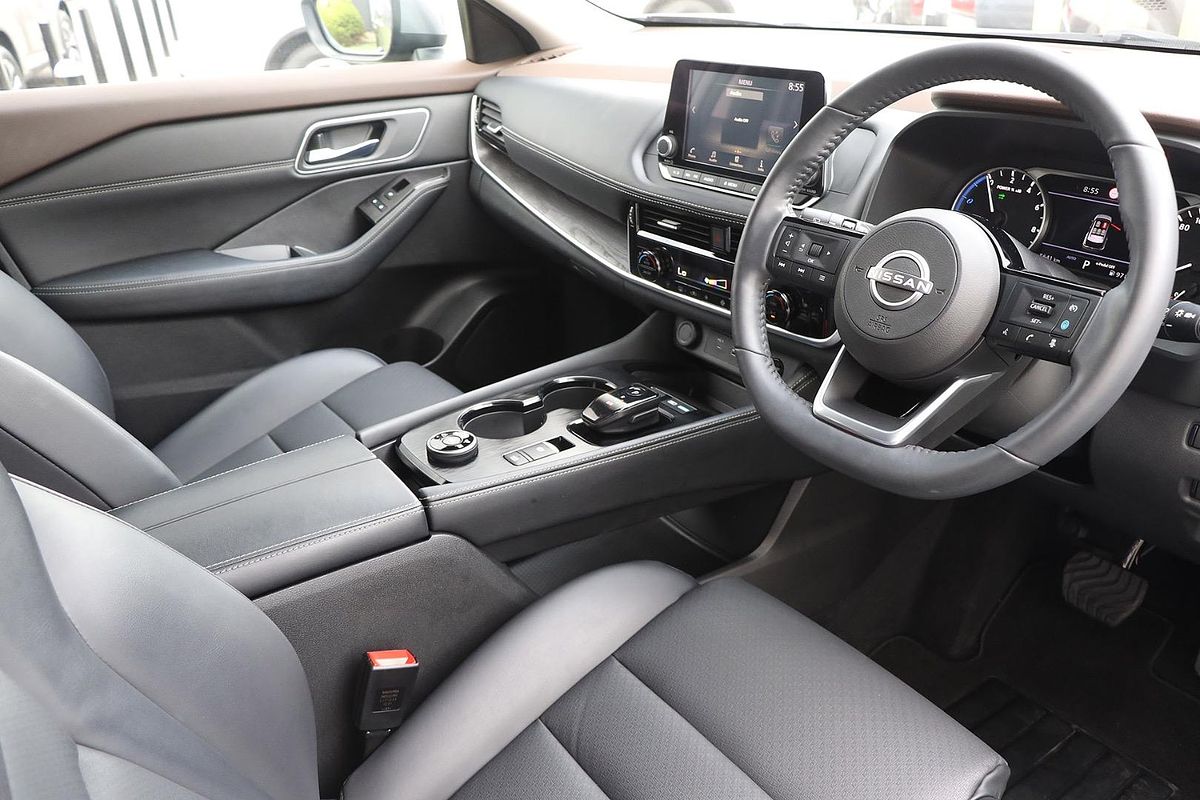 2024 Nissan X-TRAIL ST-L e-POWER T33