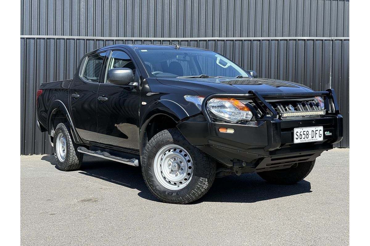 2017 Mitsubishi Triton GLX MQ 4X4