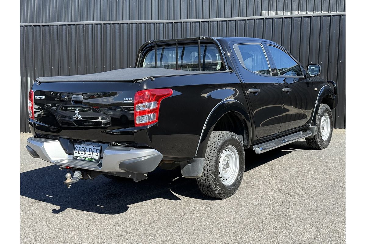 2017 Mitsubishi Triton GLX MQ 4X4