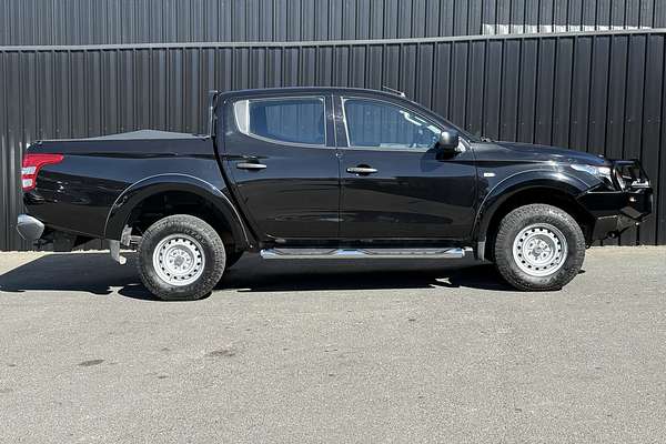 2017 Mitsubishi Triton GLX MQ 4X4