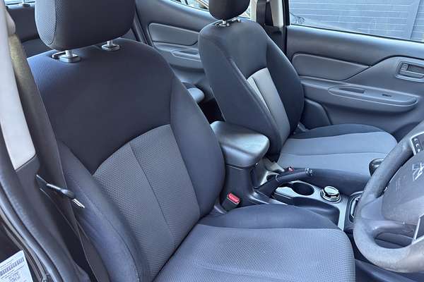 2017 Mitsubishi Triton GLX MQ 4X4