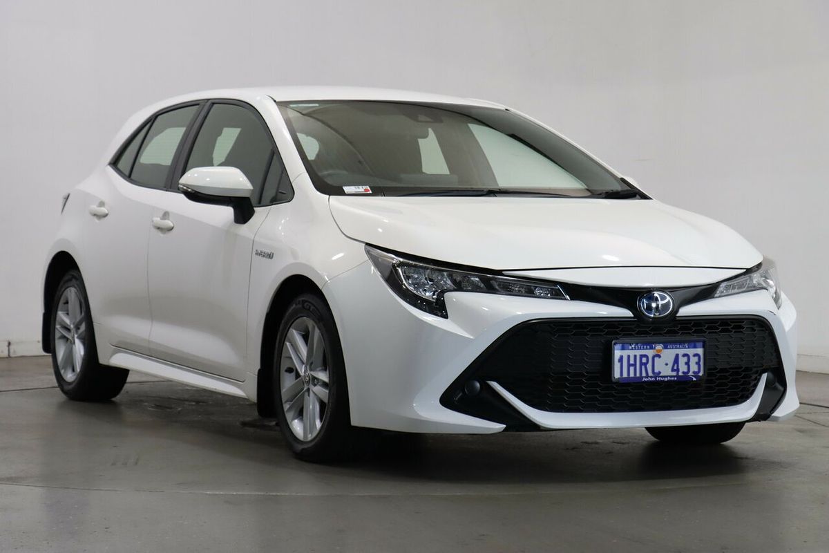 2018 Toyota Corolla Ascent Sport Hybrid ZWE211R