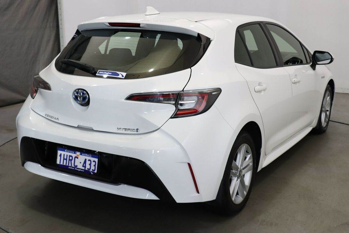 2018 Toyota Corolla Ascent Sport Hybrid ZWE211R