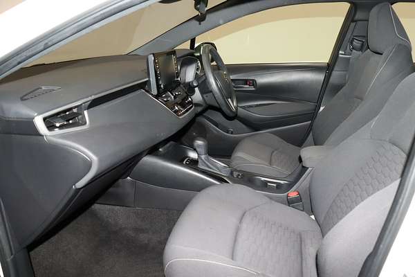 2018 Toyota Corolla Ascent Sport Hybrid ZWE211R