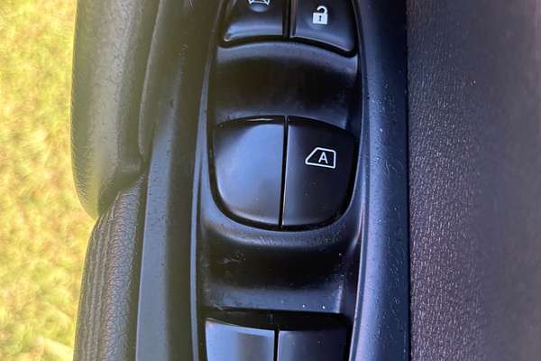 2016 Nissan Qashqai TI J11