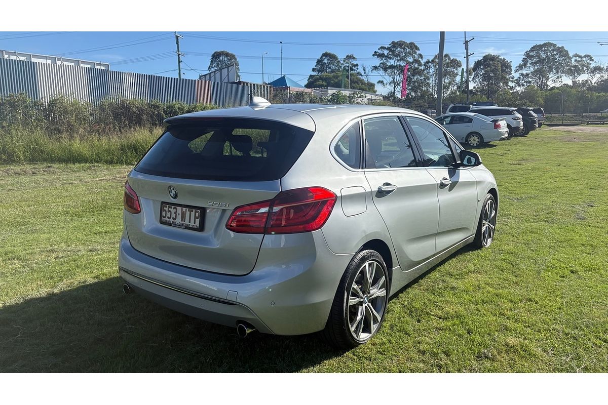 2015 BMW 225i Active Tourer Sport Line F45