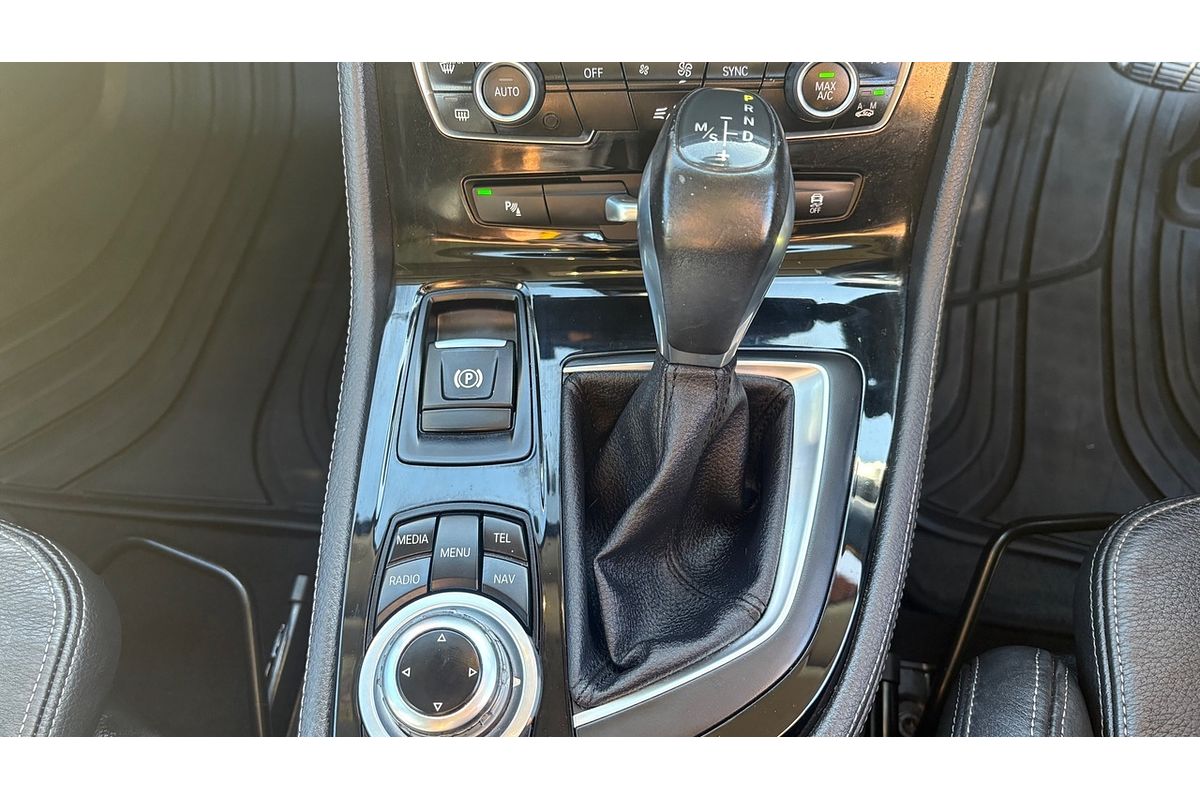 2015 BMW 225i Active Tourer Sport Line F45