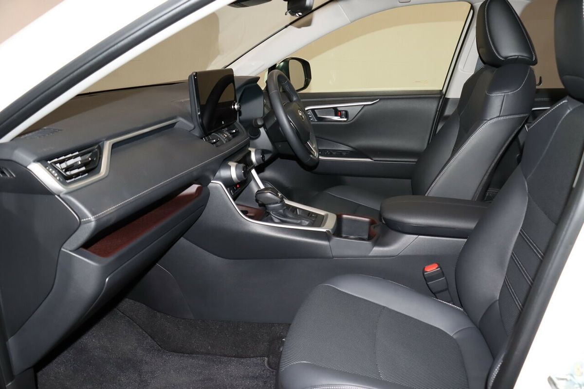 2024 Toyota RAV4 Cruiser AXAH52R