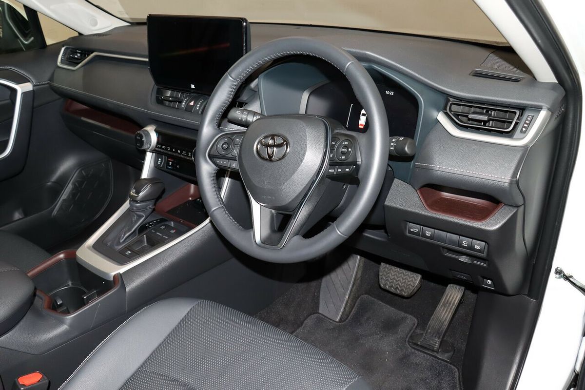 2024 Toyota RAV4 Cruiser AXAH52R