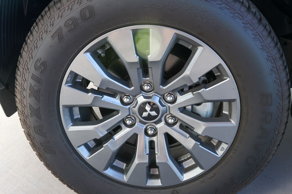 2024 Mitsubishi Triton GLS MV 4X4