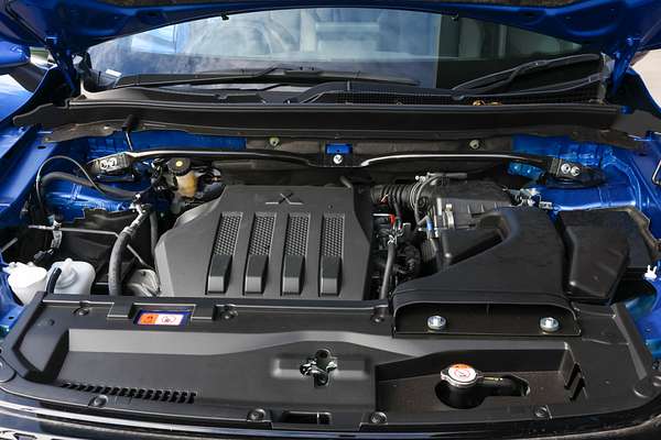 2024 Mitsubishi Eclipse Cross Exceed YB