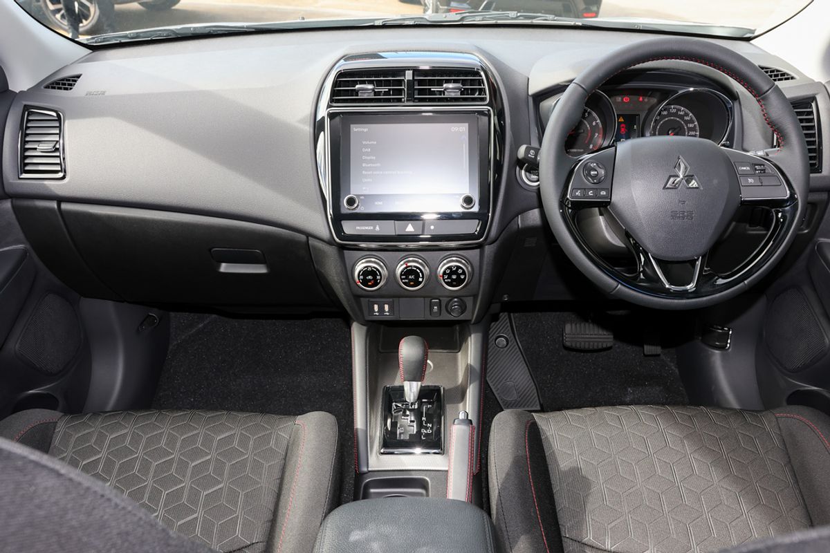 2024 Mitsubishi ASX MR XD