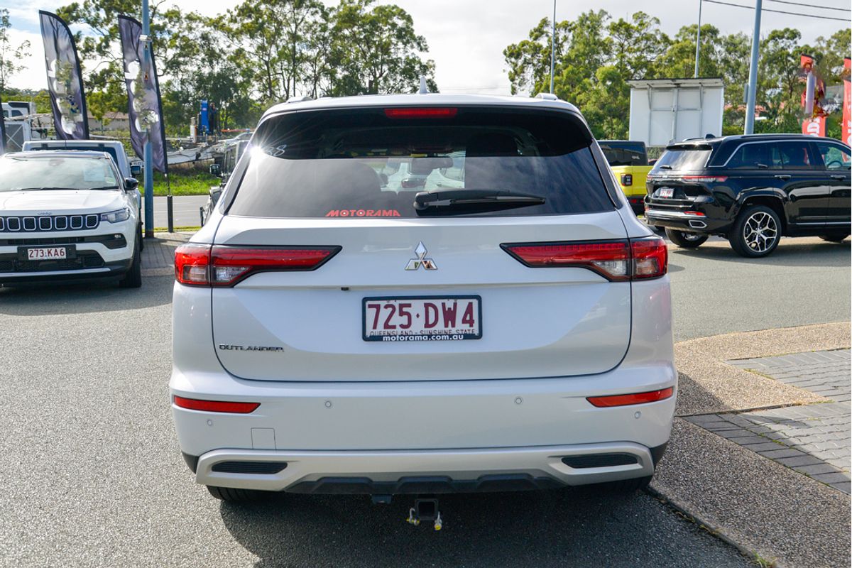 2022 Mitsubishi Outlander LS ZM