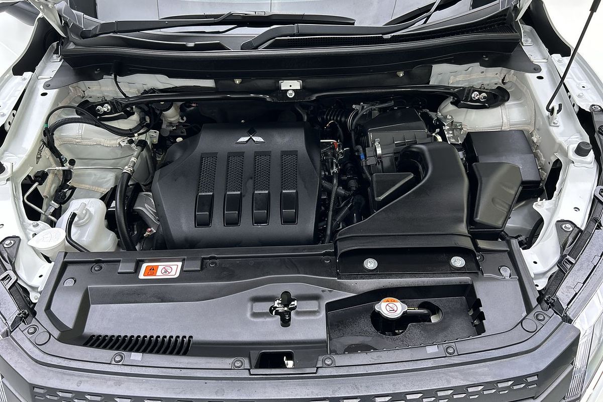 2023 Mitsubishi Eclipse Cross ES YB