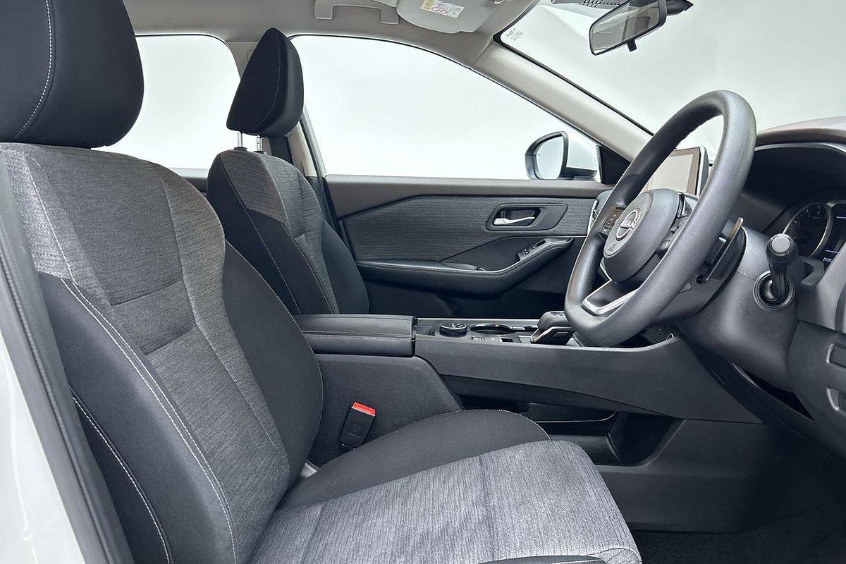 2023 Nissan X-TRAIL ST T33