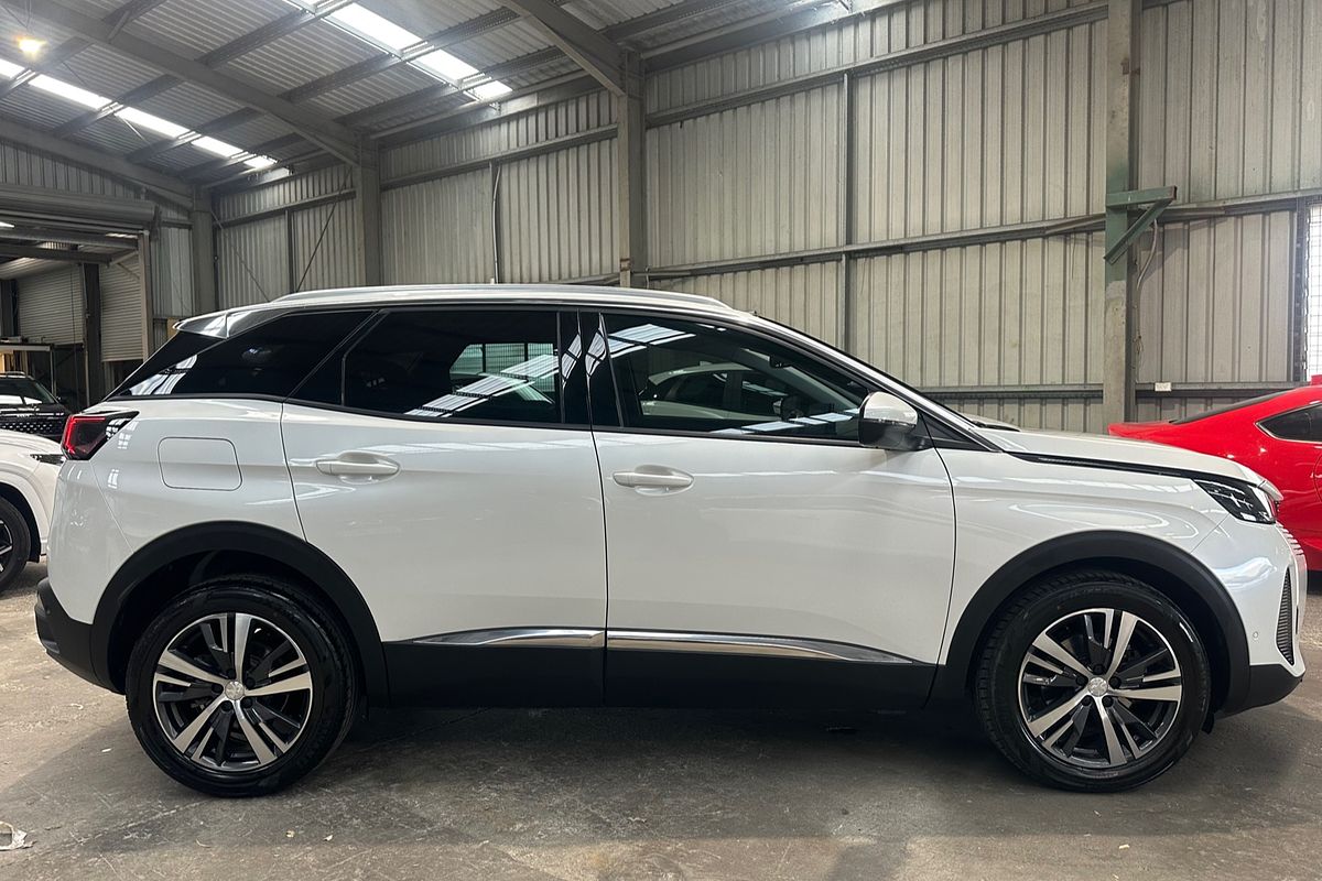 2021 Peugeot 3008 Allure P84