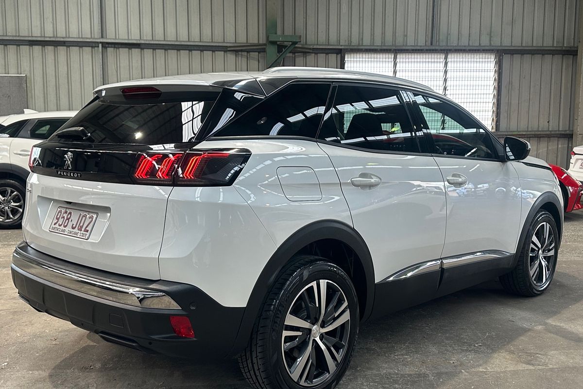 2021 Peugeot 3008 Allure P84