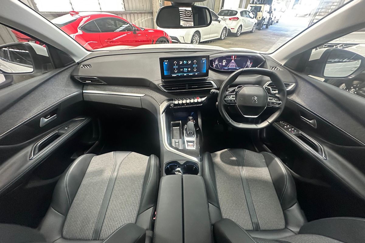 2021 Peugeot 3008 Allure P84