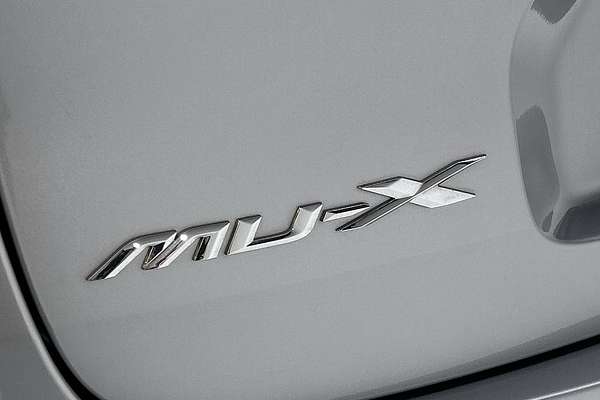 2023 Isuzu MU-X LS-U