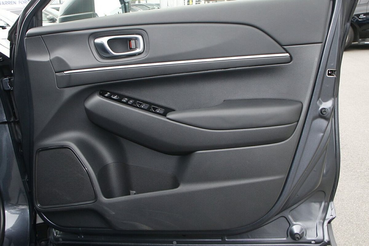 2023 Honda HR-V e:HEV L