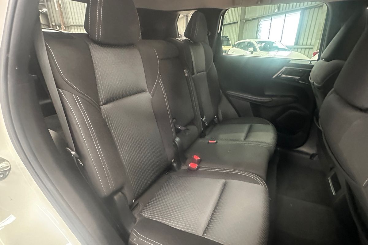 2022 Mitsubishi Outlander LS ZM