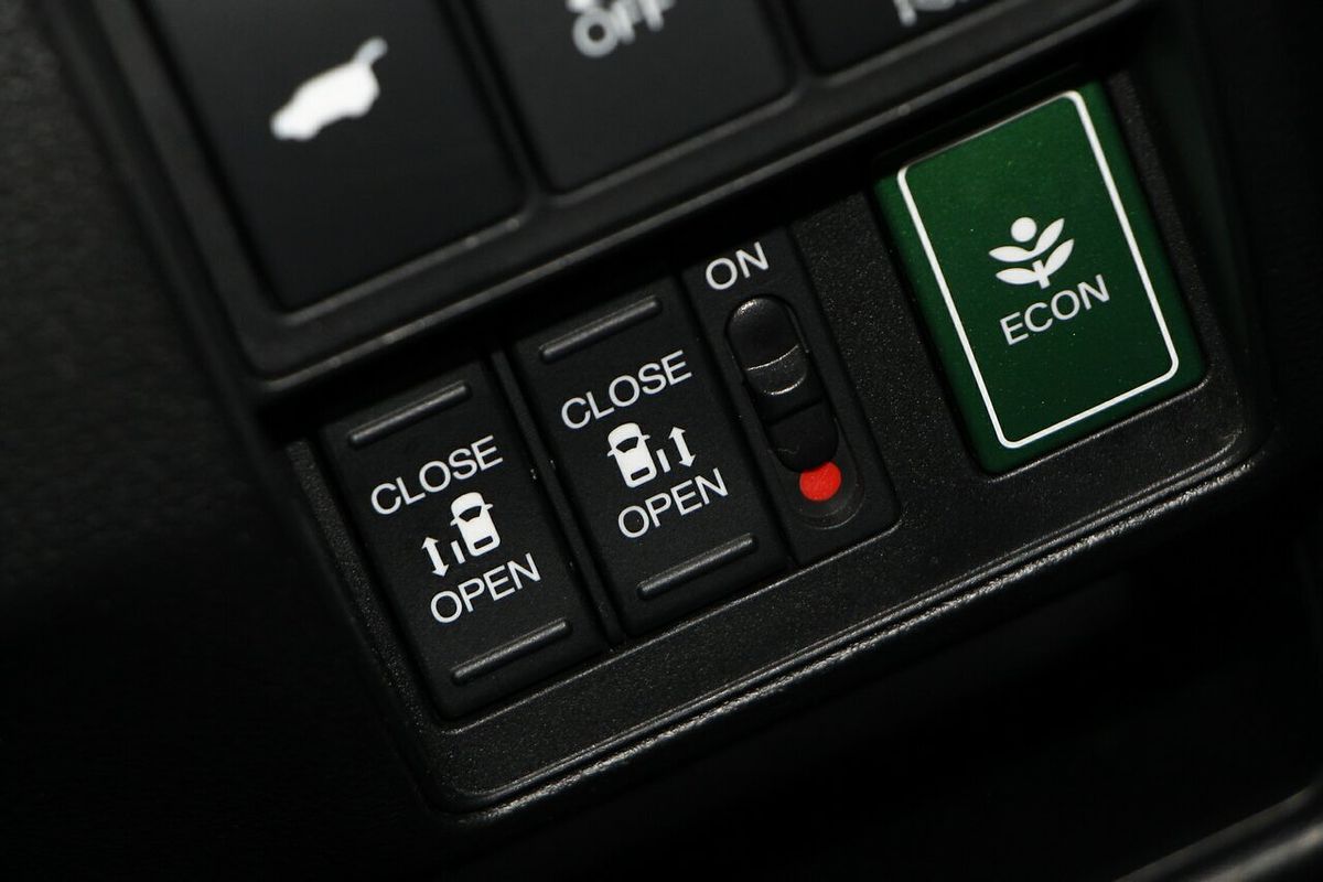 2021 Honda Odyssey Vi LX7 5th Gen